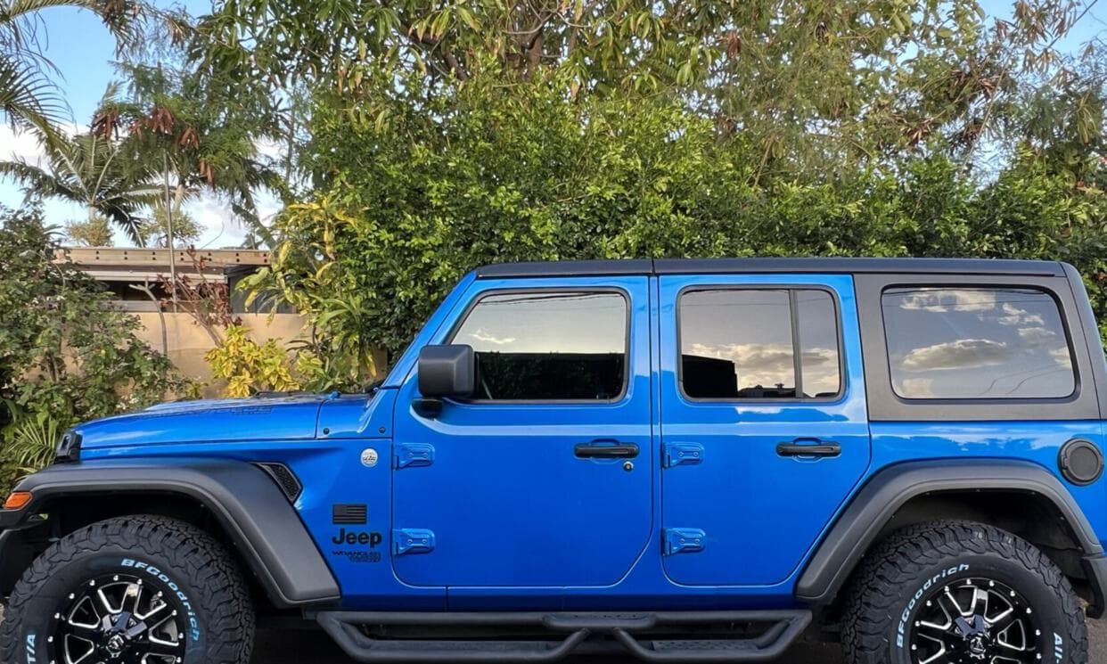 Picture of the car https://jkvphotos.s3.us-west-2.amazonaws.com/jeepWranglerUnlimited2021_3/image3.jpg