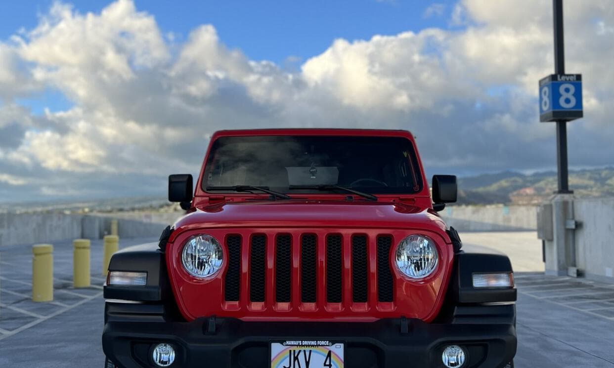 Picture of the car https://jkvphotos.s3.us-west-2.amazonaws.com/jeepWranglerUnlimited2021_4/image1.jpg